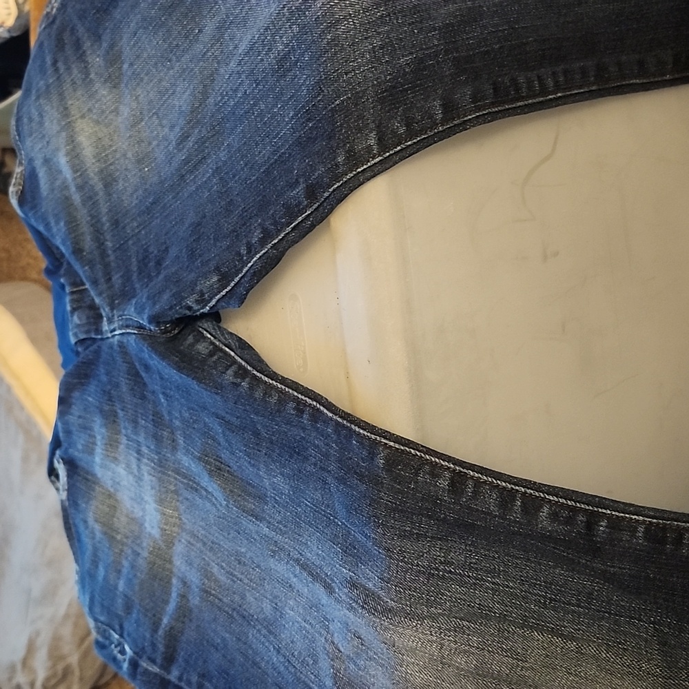 Woman's jeans